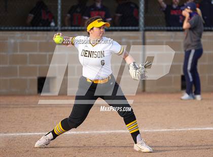 Thumbnail 3 in McKinney North @ Denison photogallery.