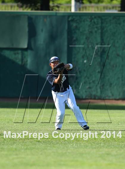Thumbnail 1 in De La Salle vs. Pleasant Grove (Boras Classic) photogallery.