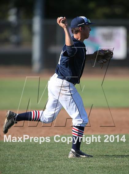 Thumbnail 2 in De La Salle vs. Pleasant Grove (Boras Classic) photogallery.
