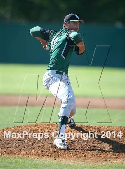 Thumbnail 3 in De La Salle vs. Pleasant Grove (Boras Classic) photogallery.