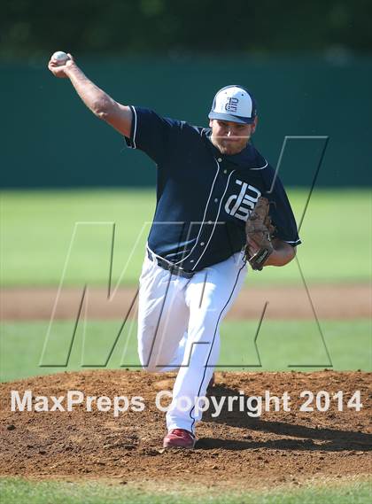 Thumbnail 2 in De La Salle vs. Pleasant Grove (Boras Classic) photogallery.