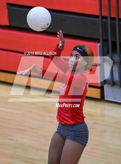 Thumbnail 3 in Hixson vs Olltewah (ChooChoo Classic Tournament) photogallery.