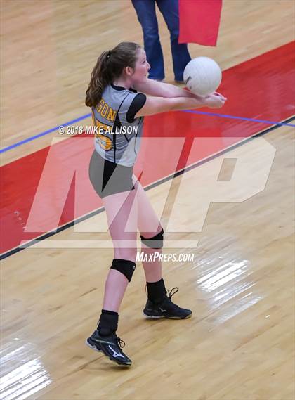 Thumbnail 2 in Hixson vs Olltewah (ChooChoo Classic Tournament) photogallery.