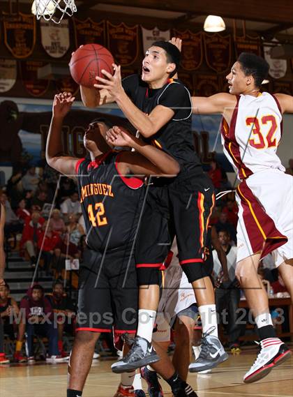 Thumbnail 2 in Dominguez vs. Ocean View (Jim Harris Memorial) photogallery.