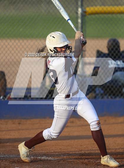 Thumbnail 2 in Cherokee Trail vs Broomfield (CHSAA 5A Playoff 2nd Rd) photogallery.