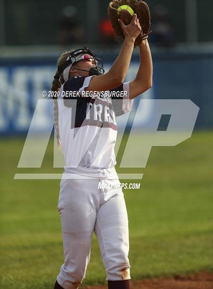 Thumbnail 1 in Cherokee Trail vs Broomfield (CHSAA 5A Playoff 2nd Rd) photogallery.