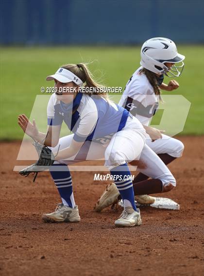 Thumbnail 2 in Cherokee Trail vs Broomfield (CHSAA 5A Playoff 2nd Rd) photogallery.