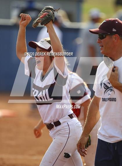 Thumbnail 3 in Cherokee Trail vs Broomfield (CHSAA 5A Playoff 2nd Rd) photogallery.