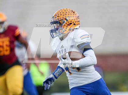Thumbnail 2 in Lutheran North vs. Ava (MSHSAA Class 2 Championship) photogallery.