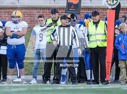 Thumbnail 3 in Lutheran North vs. Ava (MSHSAA Class 2 Championship) photogallery.