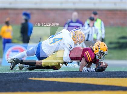Thumbnail 3 in Lutheran North vs. Ava (MSHSAA Class 2 Championship) photogallery.