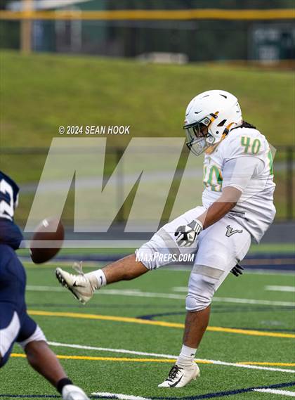 Thumbnail 3 in Woodbridge @ Colonial Forge photogallery.