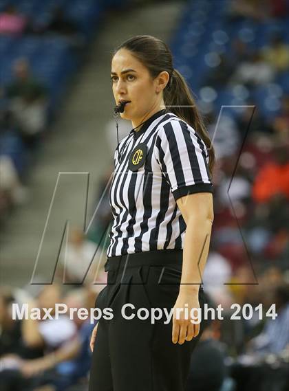 Thumbnail 2 in Salesian vs. Long Beach Poly (CIF State Open Division Final) photogallery.