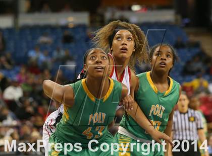 Thumbnail 3 in Salesian vs. Long Beach Poly (CIF State Open Division Final) photogallery.