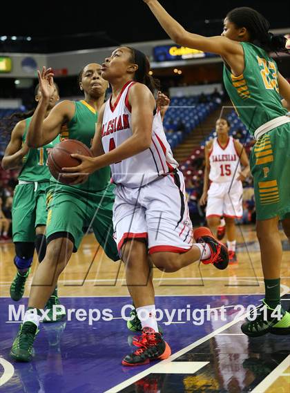 Thumbnail 2 in Salesian vs. Long Beach Poly (CIF State Open Division Final) photogallery.