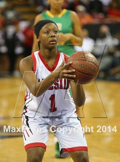 Thumbnail 2 in Salesian vs. Long Beach Poly (CIF State Open Division Final) photogallery.