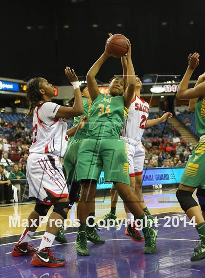 Thumbnail 1 in Salesian vs. Long Beach Poly (CIF State Open Division Final) photogallery.