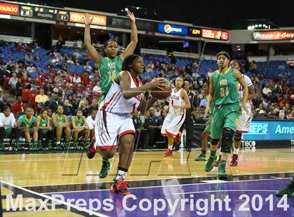 Thumbnail 2 in Salesian vs. Long Beach Poly (CIF State Open Division Final) photogallery.