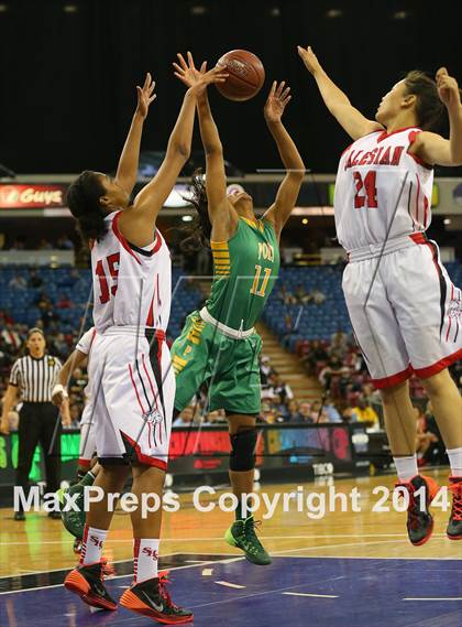 Thumbnail 1 in Salesian vs. Long Beach Poly (CIF State Open Division Final) photogallery.