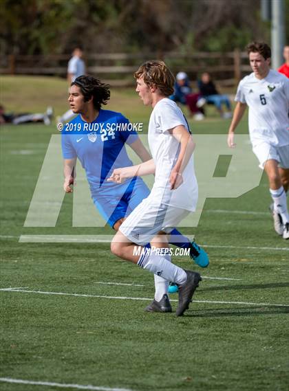 Thumbnail 3 in Central vs. La Costa Canyon photogallery.