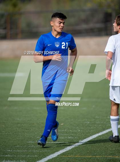Thumbnail 3 in Central vs. La Costa Canyon photogallery.
