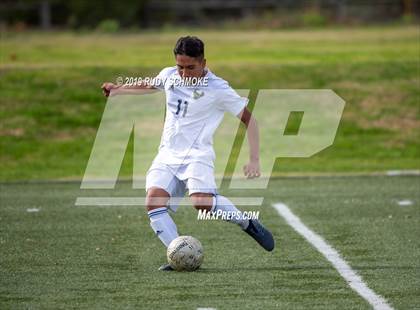 Thumbnail 2 in Central vs. La Costa Canyon photogallery.