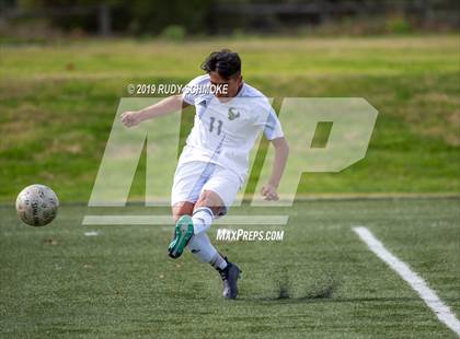 Thumbnail 2 in Central vs. La Costa Canyon photogallery.