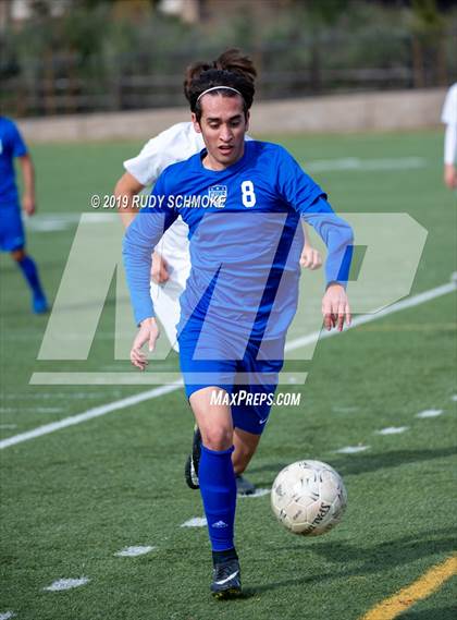 Thumbnail 2 in Central vs. La Costa Canyon photogallery.