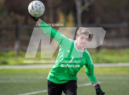 Thumbnail 2 in Central vs. La Costa Canyon photogallery.