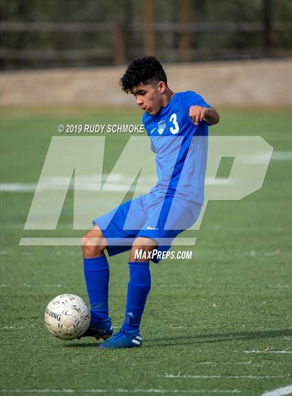 Thumbnail 2 in Central vs. La Costa Canyon photogallery.