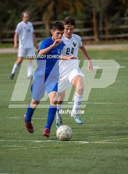 Thumbnail 2 in Central vs. La Costa Canyon photogallery.