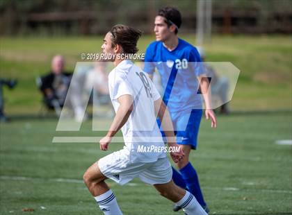 Thumbnail 1 in Central vs. La Costa Canyon photogallery.