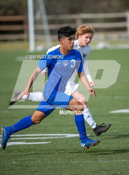 Thumbnail 2 in Central vs. La Costa Canyon photogallery.