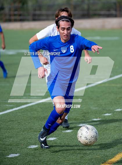Thumbnail 3 in Central vs. La Costa Canyon photogallery.