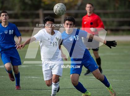 Thumbnail 1 in Central vs. La Costa Canyon photogallery.