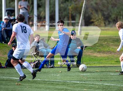 Thumbnail 3 in Central vs. La Costa Canyon photogallery.