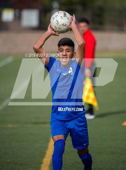 Thumbnail 1 in Central vs. La Costa Canyon photogallery.