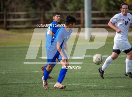Thumbnail 3 in Central vs. La Costa Canyon photogallery.