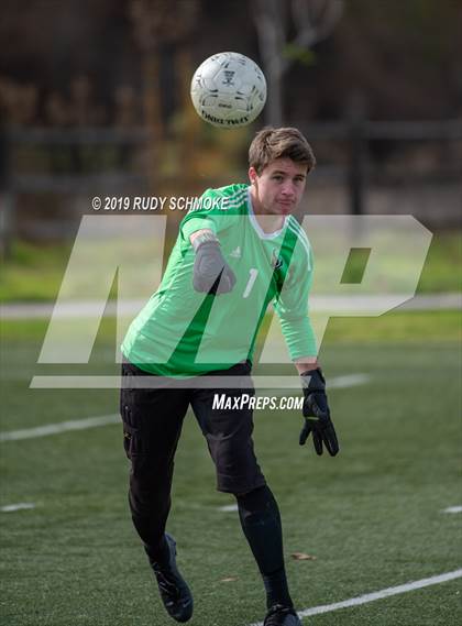 Thumbnail 3 in Central vs. La Costa Canyon photogallery.