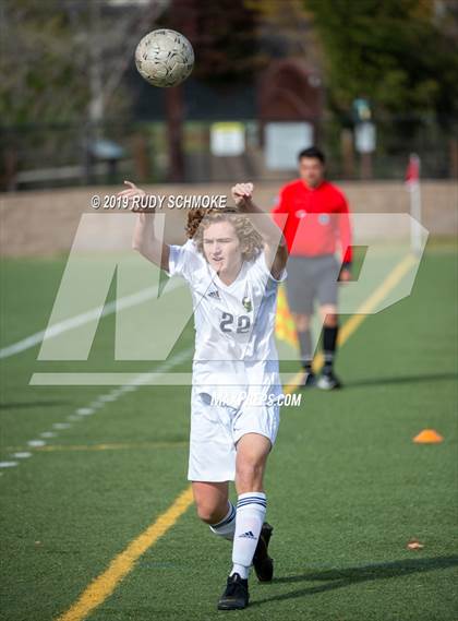 Thumbnail 3 in Central vs. La Costa Canyon photogallery.