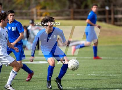Thumbnail 3 in Central vs. La Costa Canyon photogallery.