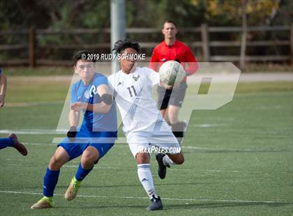 Thumbnail 1 in Central vs. La Costa Canyon photogallery.