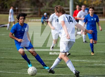 Thumbnail 3 in Central vs. La Costa Canyon photogallery.