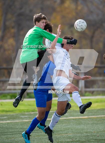 Thumbnail 2 in Central vs. La Costa Canyon photogallery.