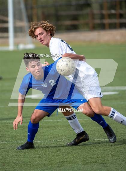 Thumbnail 3 in Central vs. La Costa Canyon photogallery.