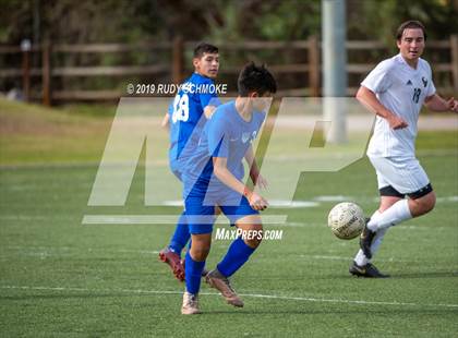 Thumbnail 3 in Central vs. La Costa Canyon photogallery.