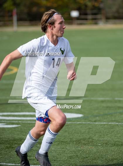 Thumbnail 2 in Central vs. La Costa Canyon photogallery.