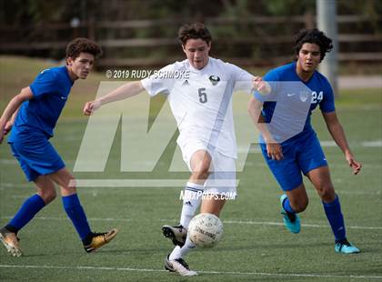 Thumbnail 2 in Central vs. La Costa Canyon photogallery.