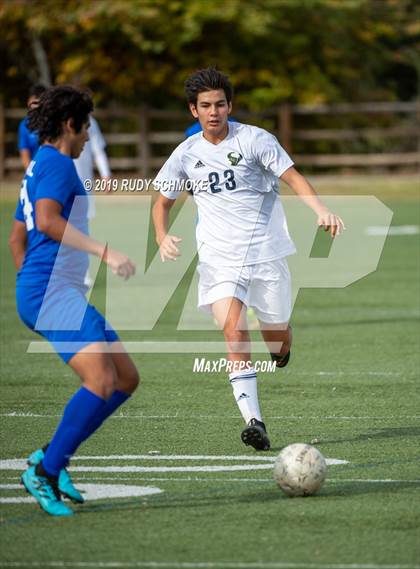 Thumbnail 3 in Central vs. La Costa Canyon photogallery.