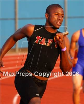 Thumbnail 3 in L.A. City Section Championships photogallery.